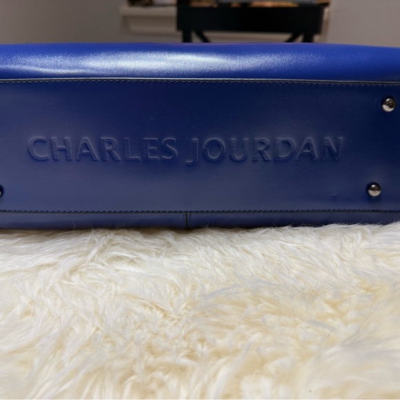 Charles Jourdan Elegant Blue Handbag - Picture 3 of 3